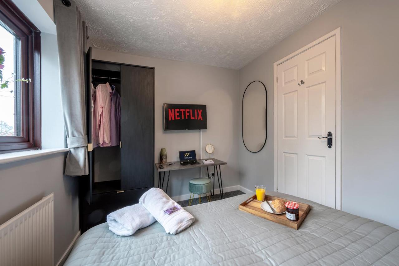 Yew Tree House Contractor / Family Home Free Netflix Fast Wifi Near Dudley/Birmingham Cradley Heath Exterior photo