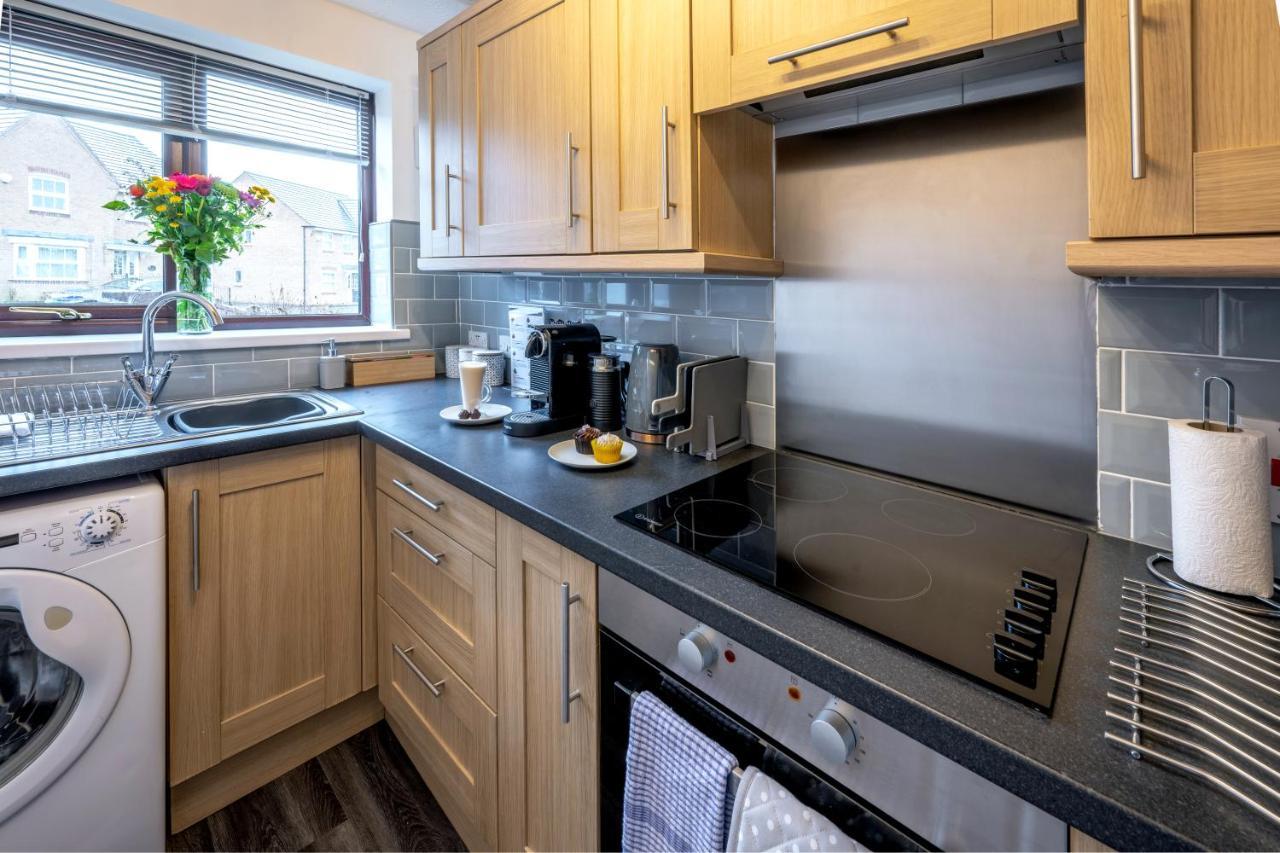 Yew Tree House Contractor / Family Home Free Netflix Fast Wifi Near Dudley/Birmingham Cradley Heath Exterior photo